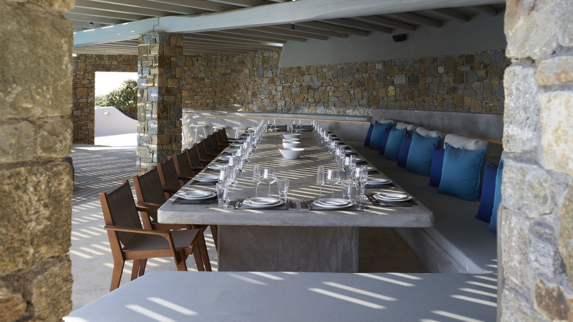 blue wave villa - magnificent villas mykonos 13