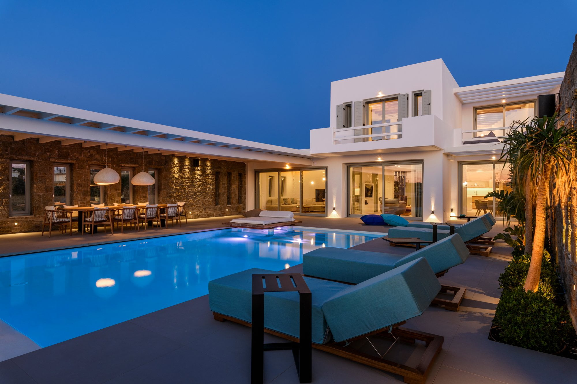 lavish villa millionaires mykonos