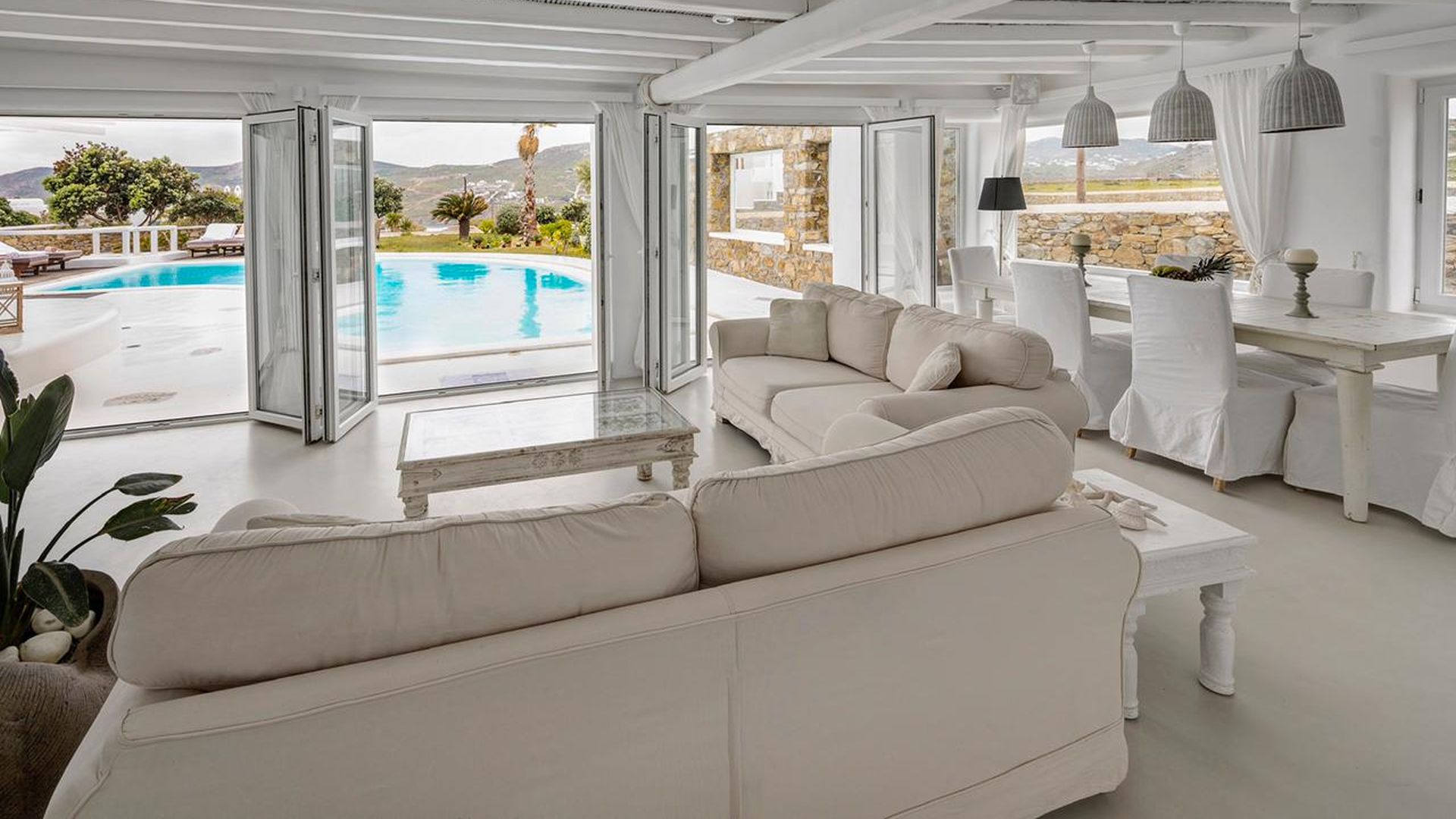 white villa mykonos